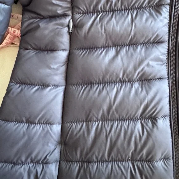 SAVE THE DUCK Woman’s Winter Quilted Hooded Coat In XS - Picture 5 of 14